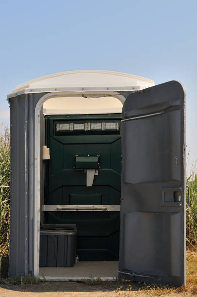 Best Best portable toilet rental  in Keuka Park, NY